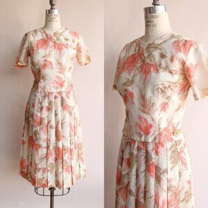Vintage 1960s Dress, Floral Print With Lucite Buttons, Full Skirt Peach Pink